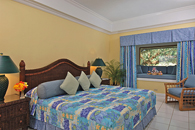 Family Cottage Suite bedroom